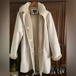 Ladies winter coat, winter white, heavy duty warm coat.